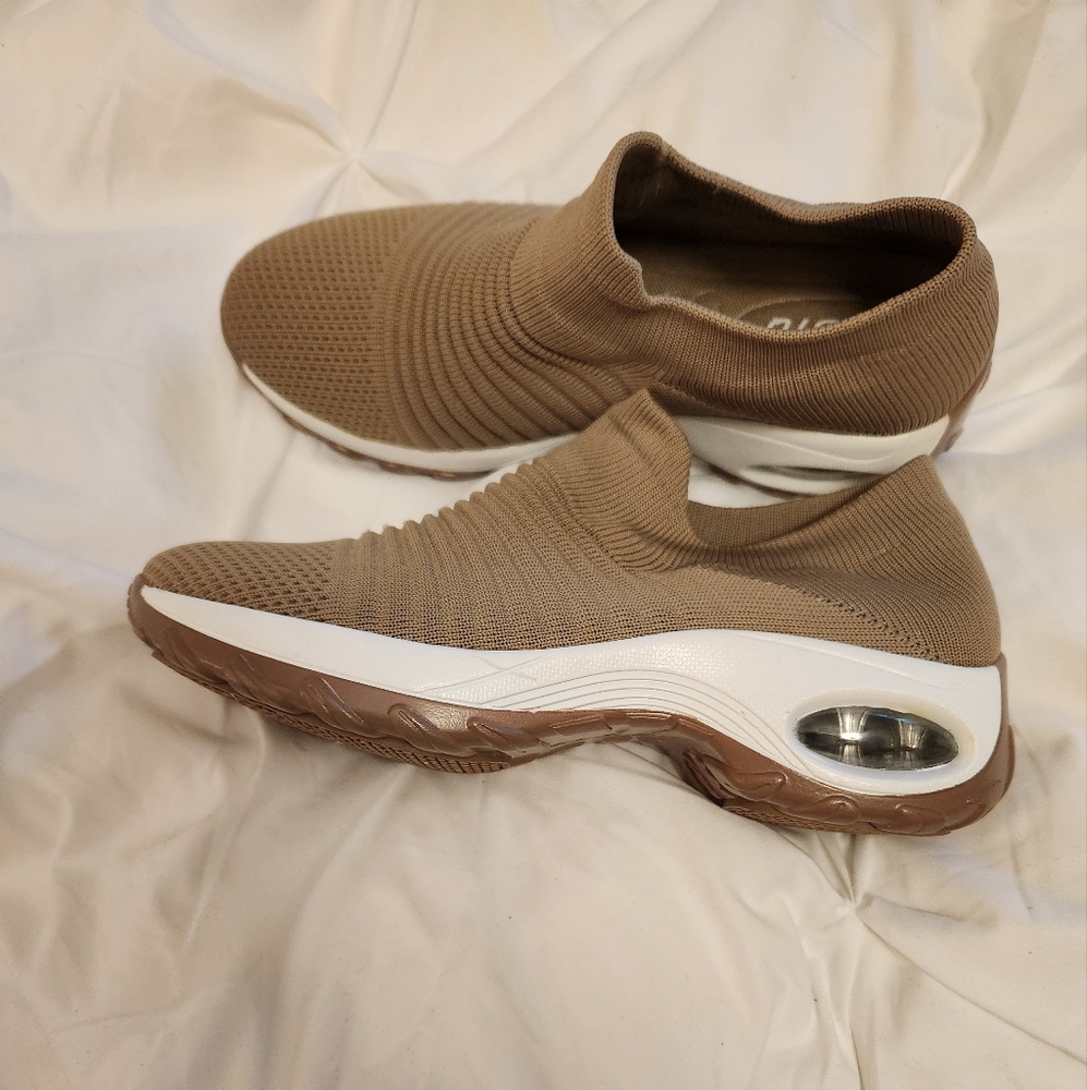 STQ Tan Slip On Athletic Shoes